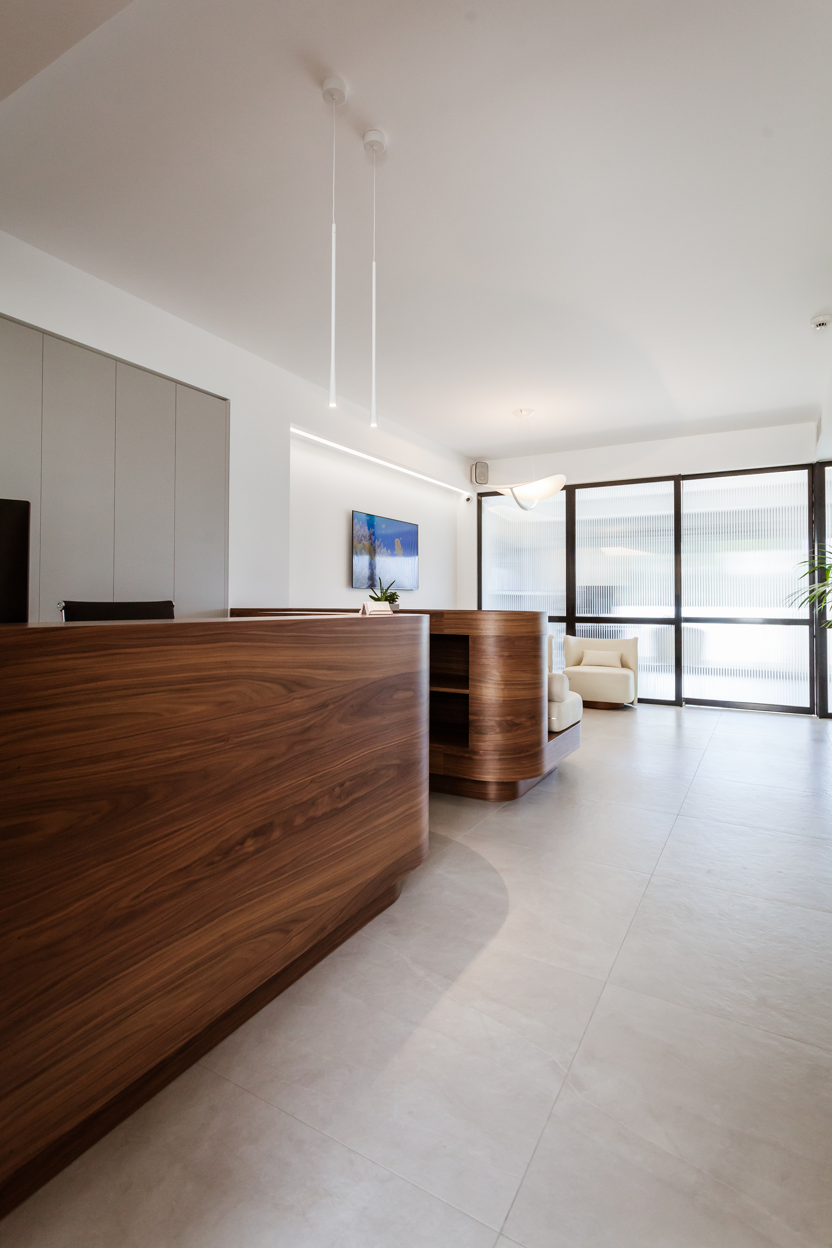 Valanto Aivazi Dental Clinic - Space